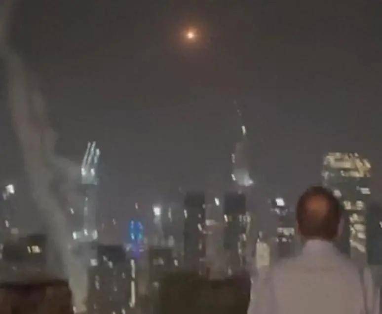 包含主攻节奏迅猛，对手都防线金丝不动的词条