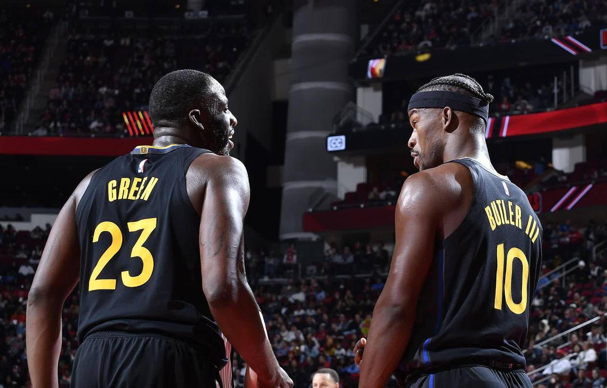 勇士重返巅峰，对决魔术胜势如潮