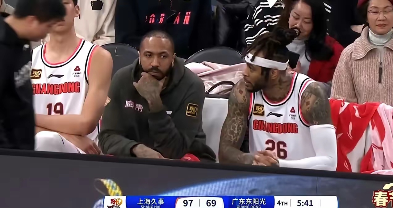 开云体育下载-NBA球队主教练因紧急情况错过一场必胜比赛