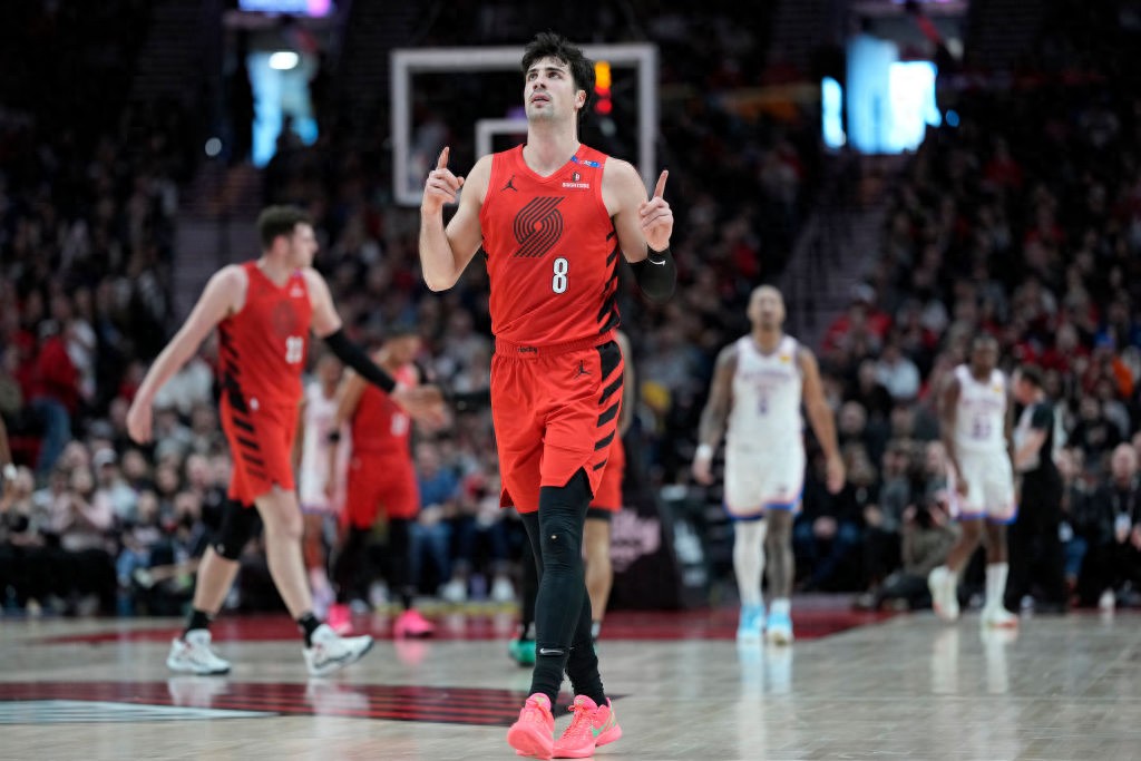 开拓者队客场战胜热火队 开拓者队客场战胜热火队