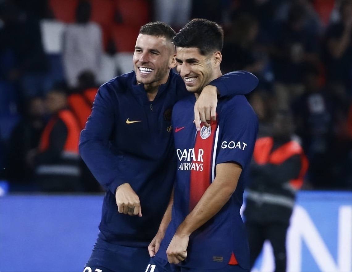 里昂对阵巴黎FC，争夺欧冠资格位置