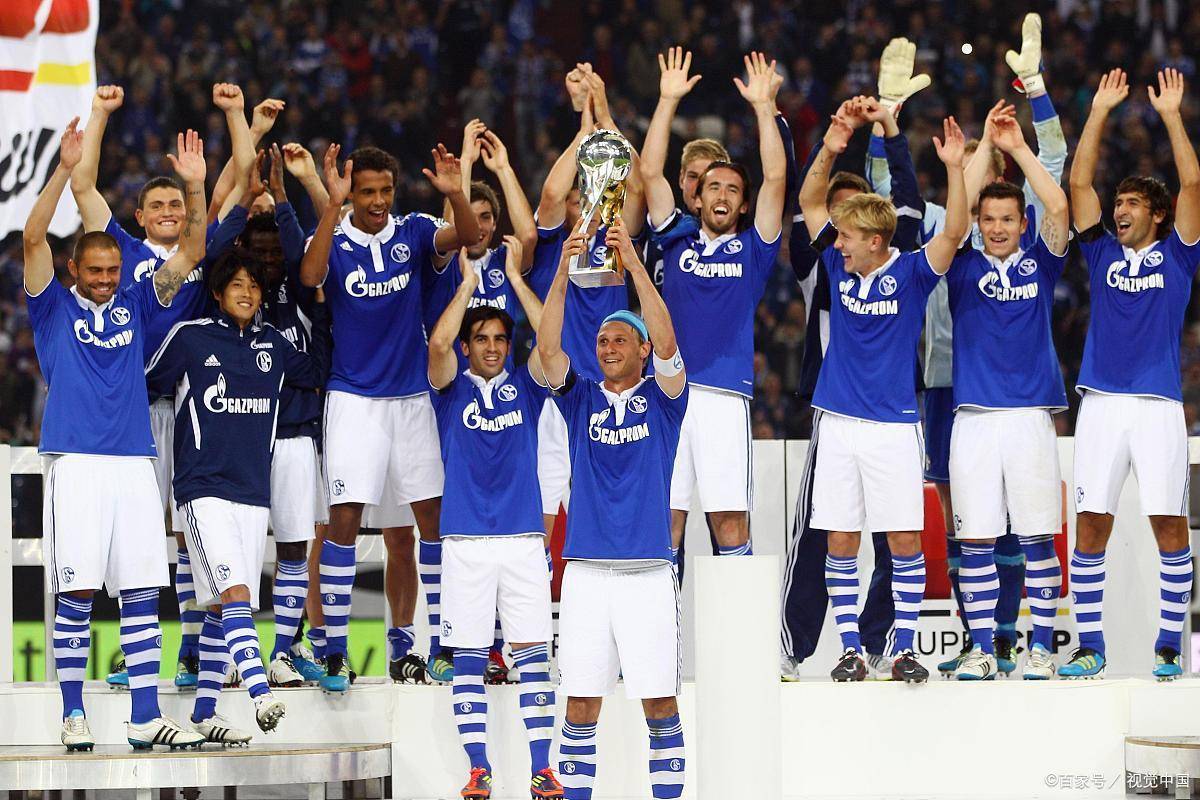 开云体育app-奥格斯堡队充分发挥团结力量，逆袭战胜对手