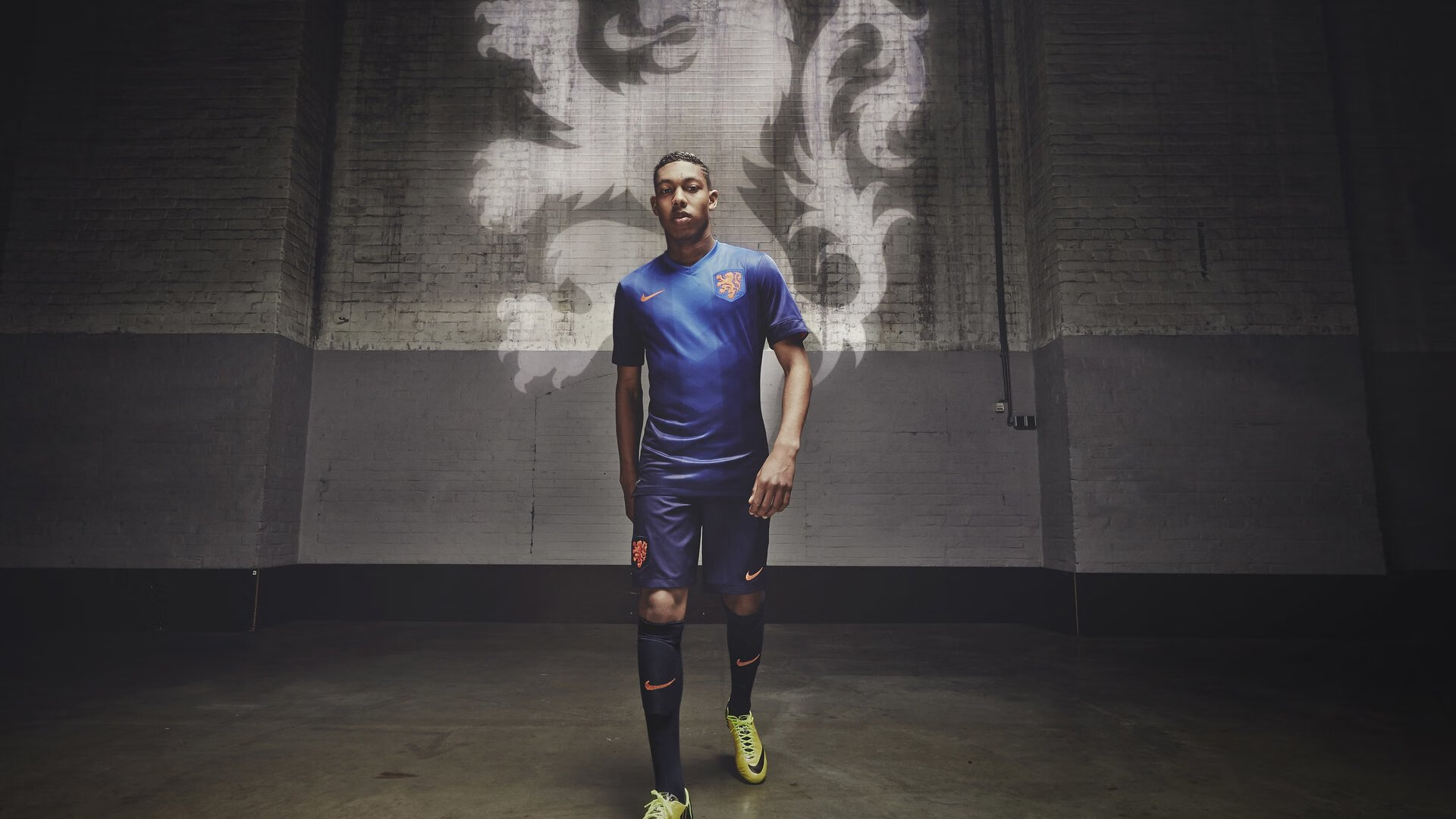 开云体育官网-喀麦隆收割美国，罗德里式制胜背后的足球寓言